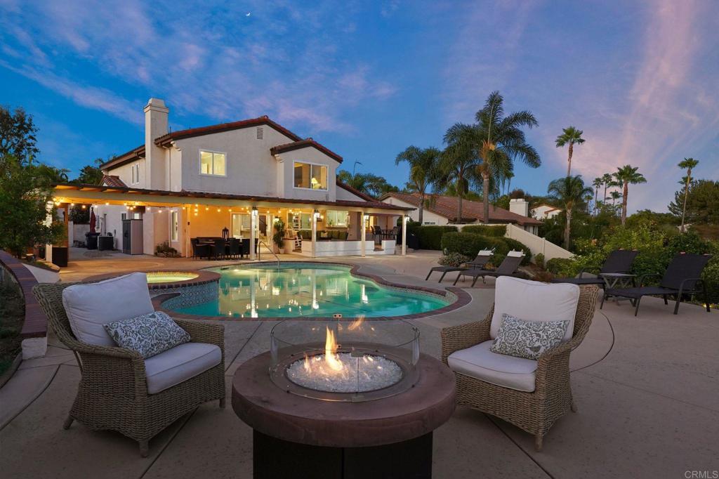3558 Avenida Amorosa