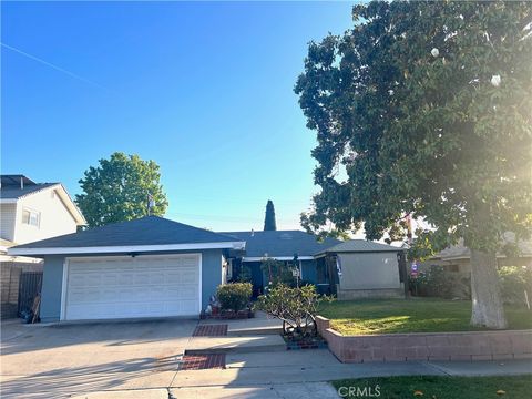 24812 Calle El Toro Grande Lake Forest CA 92630