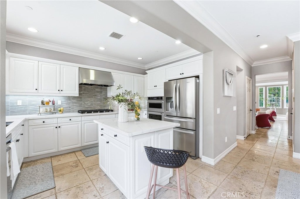 3381 Corte Cassis, Costa Mesa CA 92626 - Photo 10