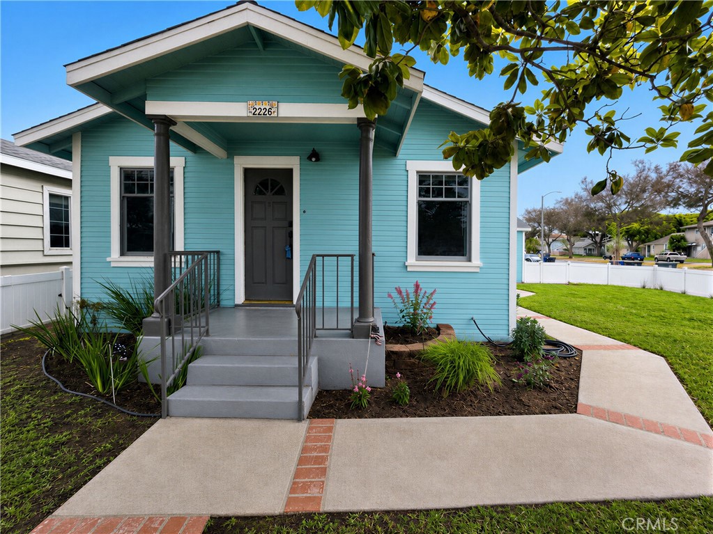 2226 Arlington Avenue