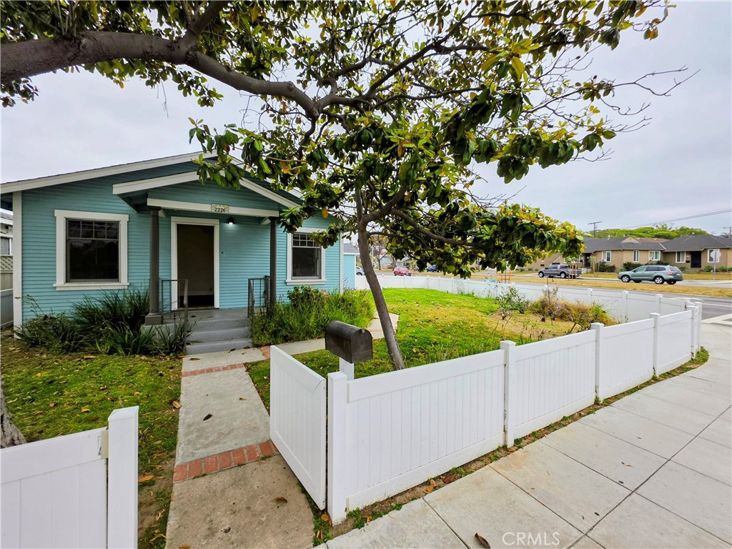 2226 Arlington Avenue