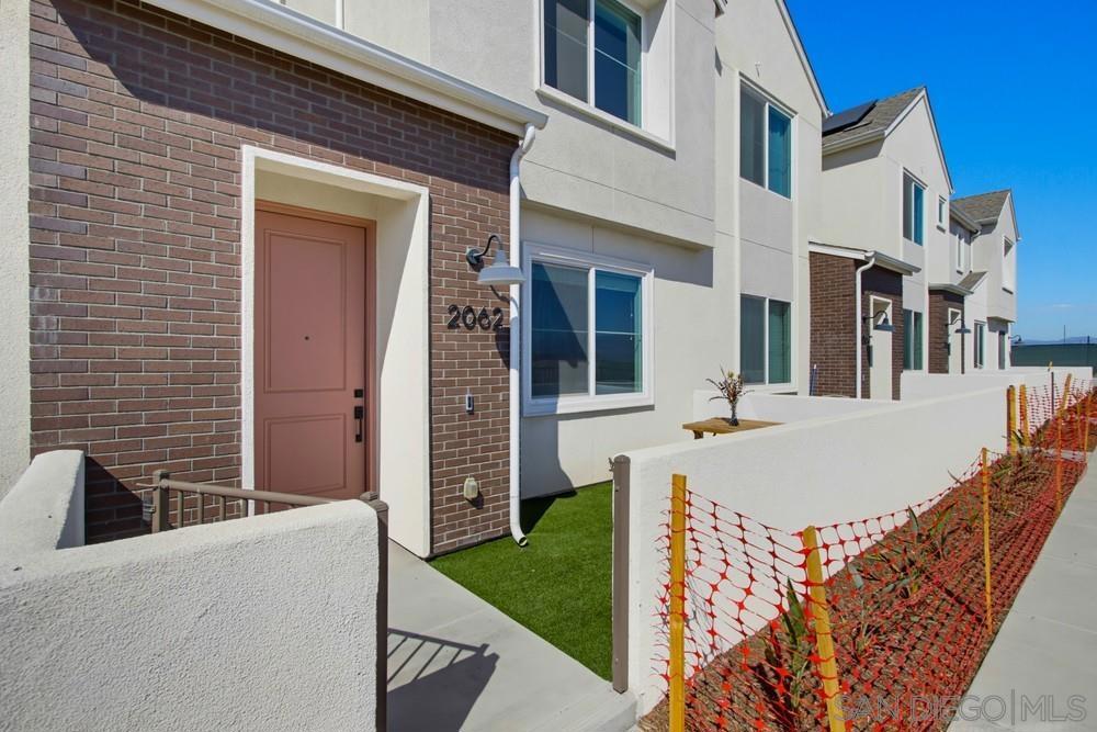 2062 Bluestone Cir