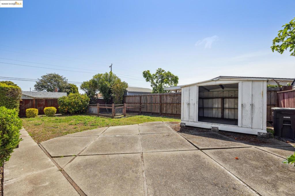 WASHINGTON MANOR - Residential