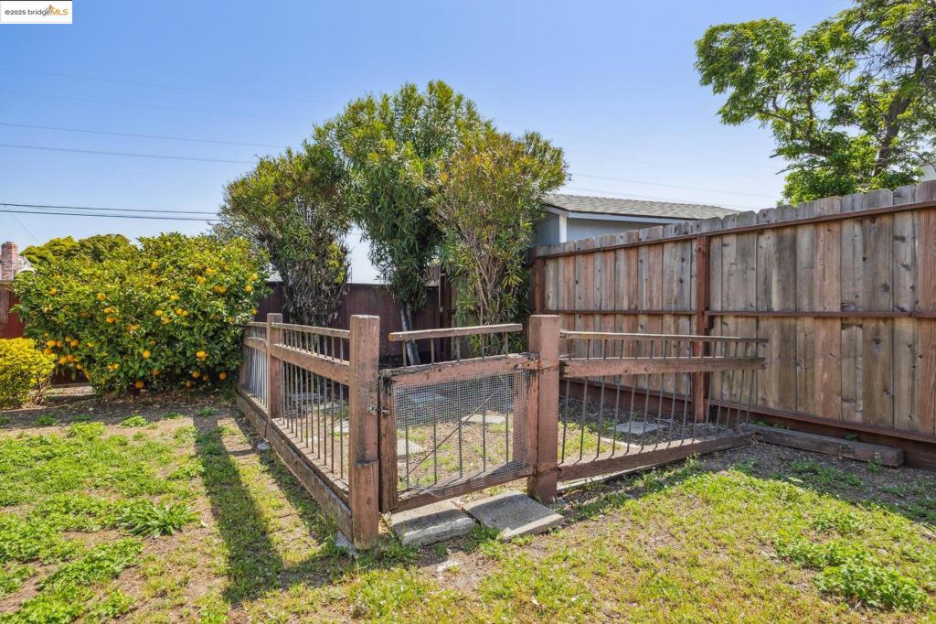 WASHINGTON MANOR - Residential