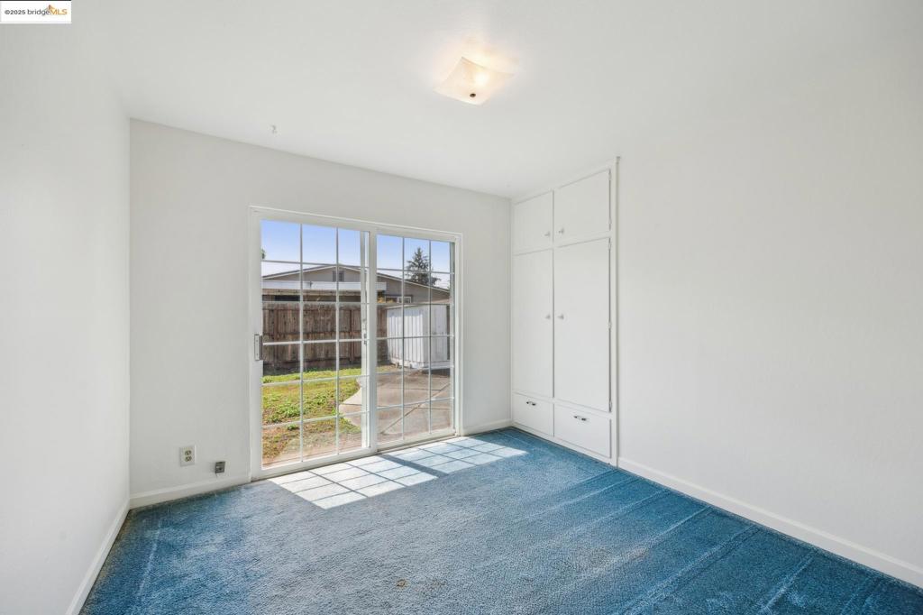 WASHINGTON MANOR - Residential