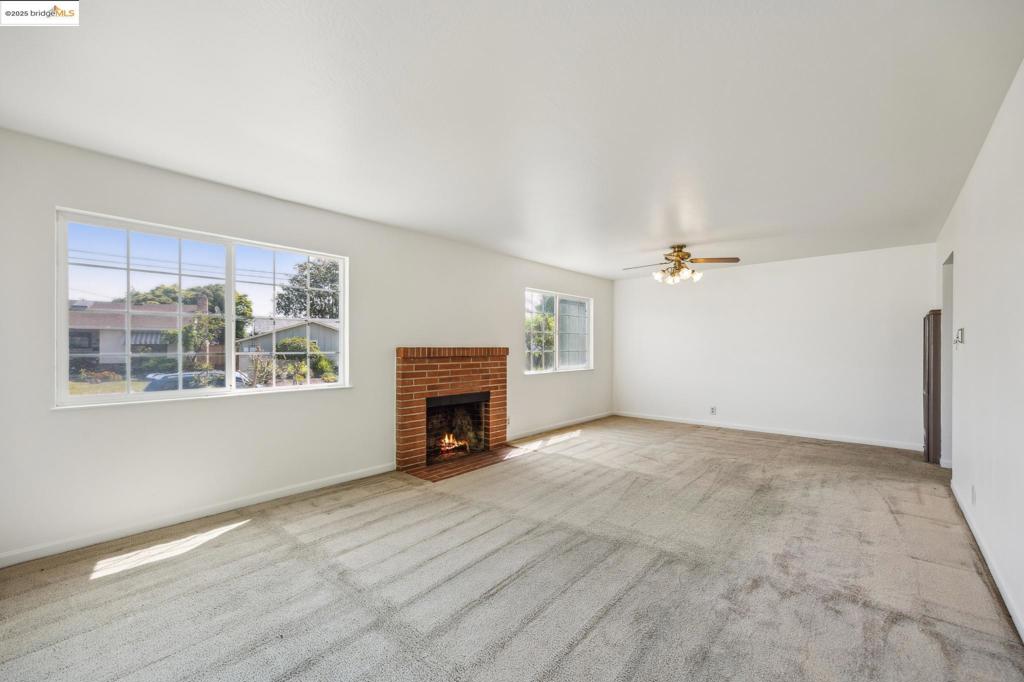 WASHINGTON MANOR - Residential