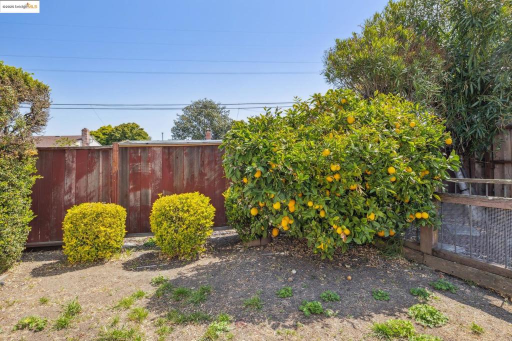 WASHINGTON MANOR - Residential