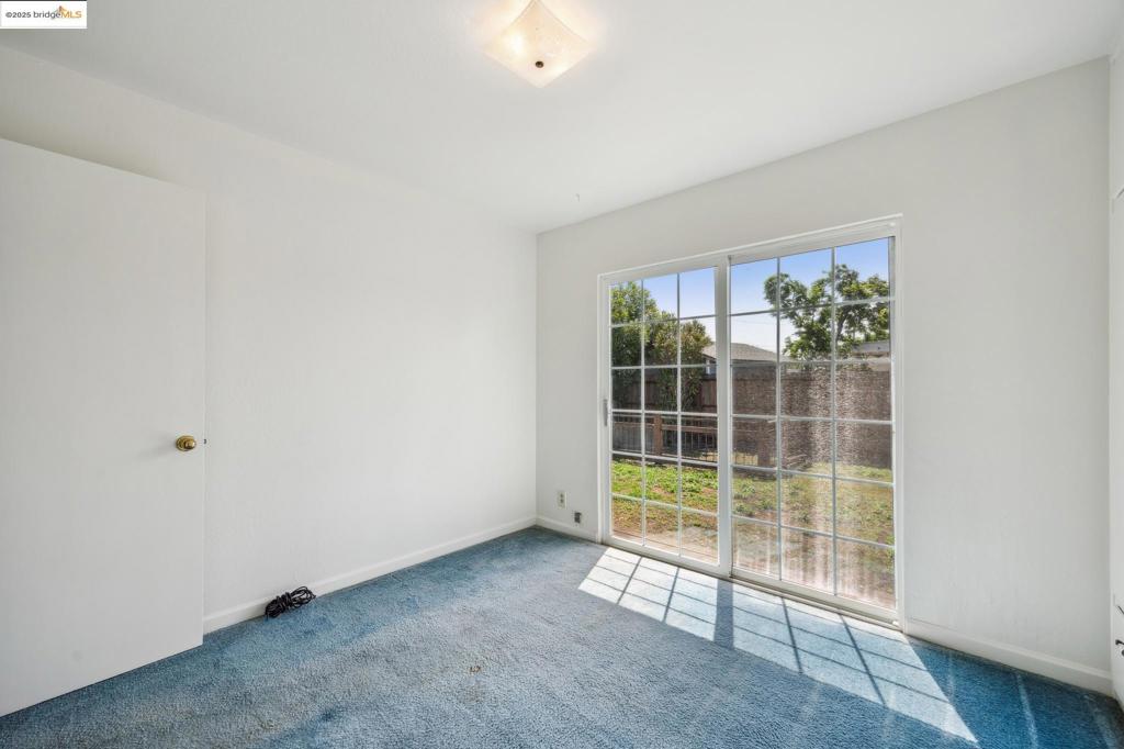 WASHINGTON MANOR - Residential