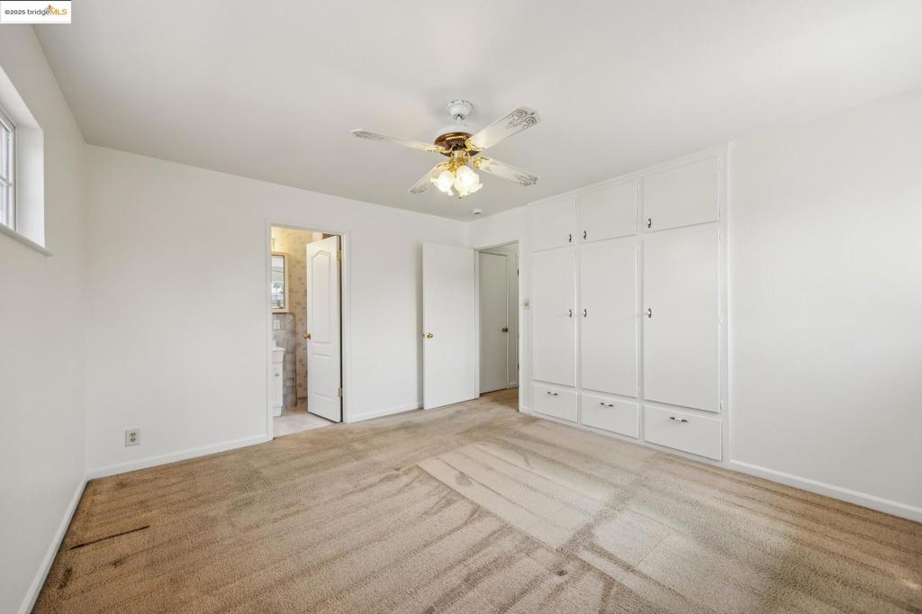 WASHINGTON MANOR - Residential