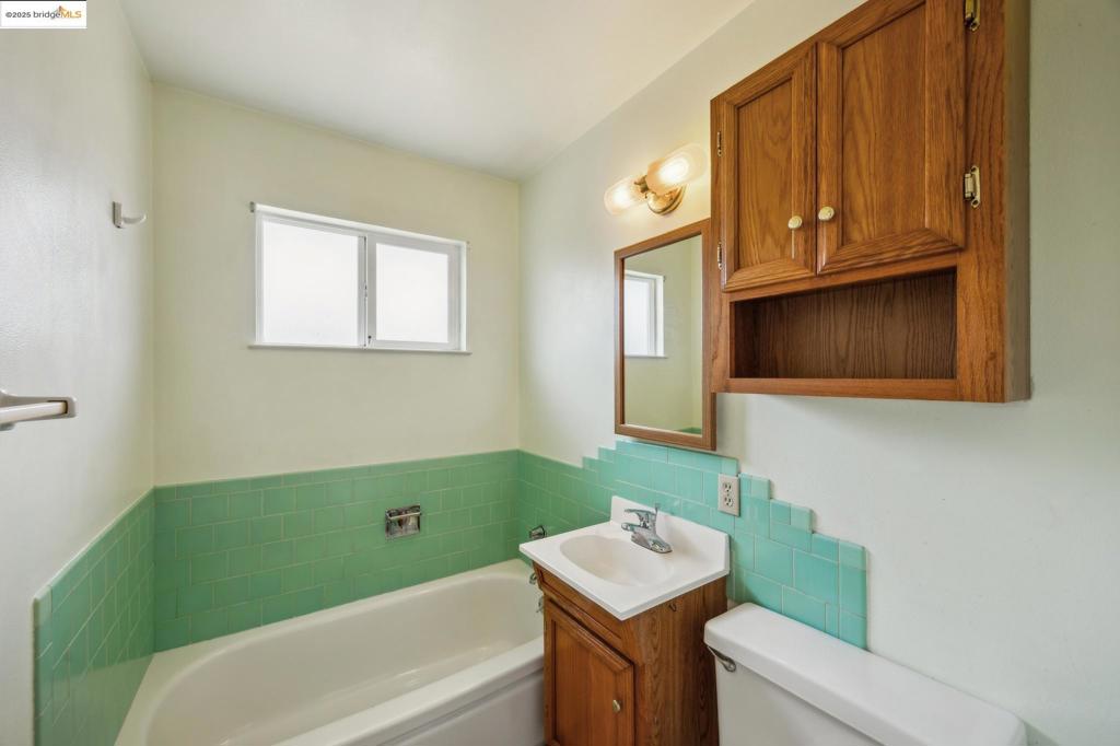 WASHINGTON MANOR - Residential