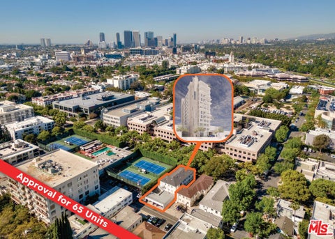 Photo of 346 N Maple Drive, Beverly Hills, CA 90210 (MLS # 26835673)
