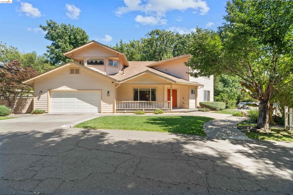 628 Stanley Ln Ln