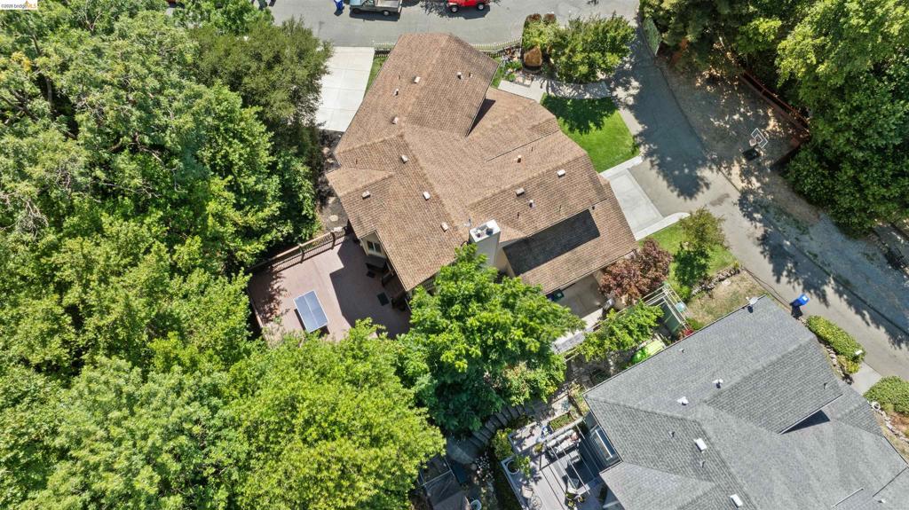 628 Stanley Ln Ln, El Sobrante CA 94803