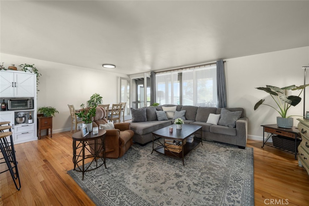 1215 Sylvia Court