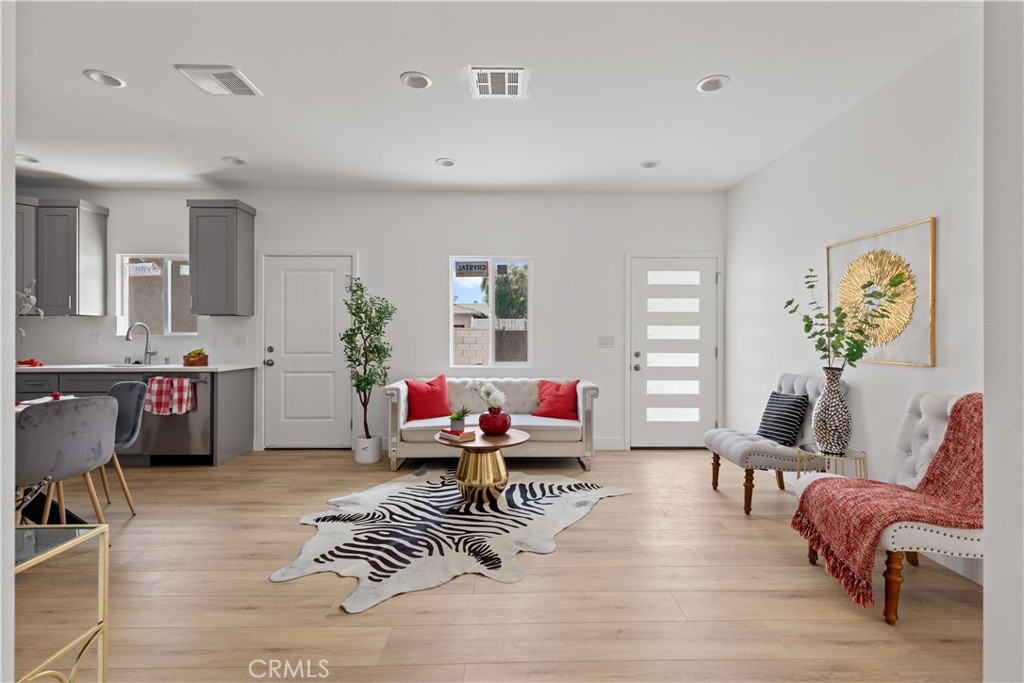 11662 Magnolia Street