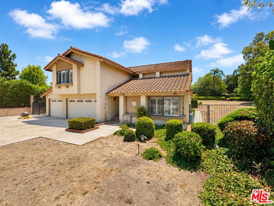110 Horseshoe Circle, West Covina CA 91791