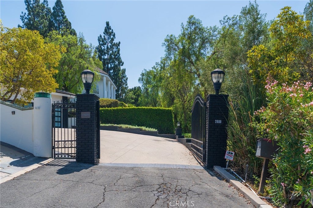 2809 N Colorado Lane