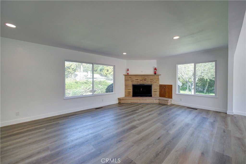 1550 Main St