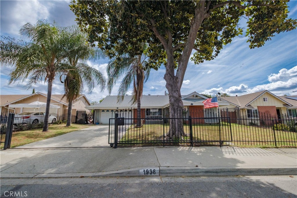 1938 Marigold St
