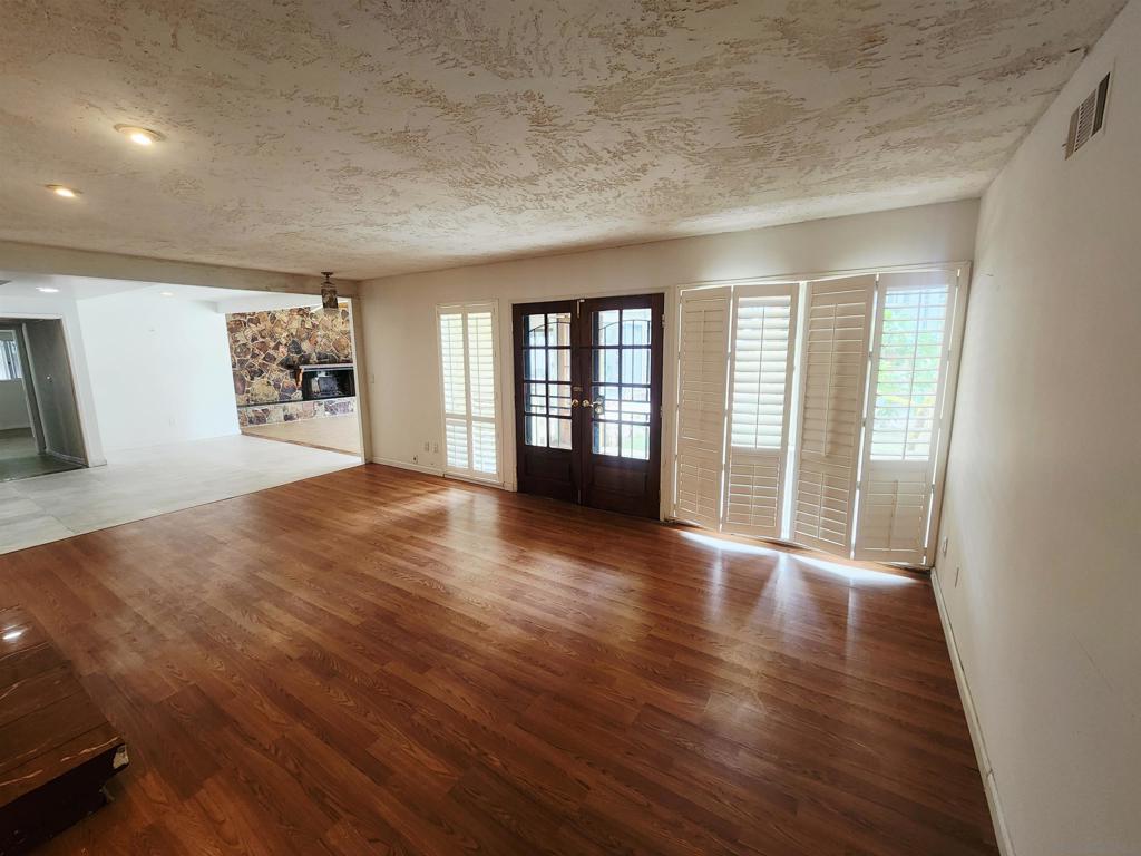 La Mesa - Residential