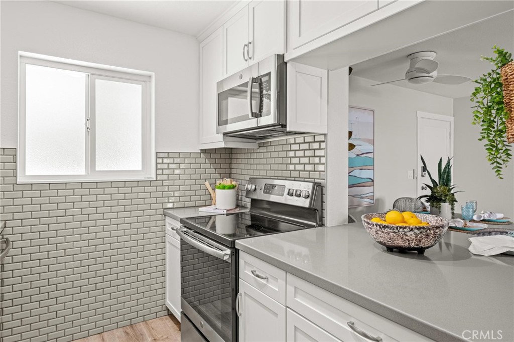 15 15th Street 6