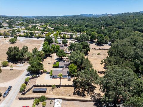 Tiny photo for 1820 San Ramon RD, Atascadero, CA 93422 (MLS # NS26133097)