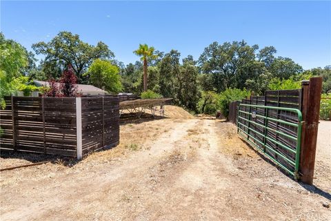 Tiny photo for 1820 San Ramon RD, Atascadero, CA 93422 (MLS # NS26133097)