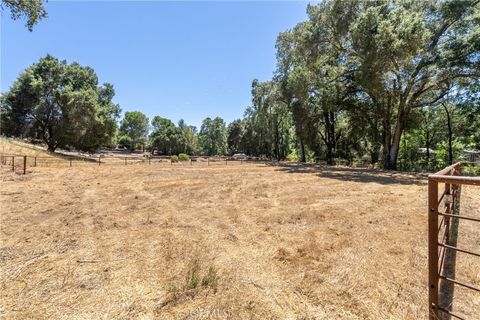 Tiny photo for 1820 San Ramon RD, Atascadero, CA 93422 (MLS # NS26133097)