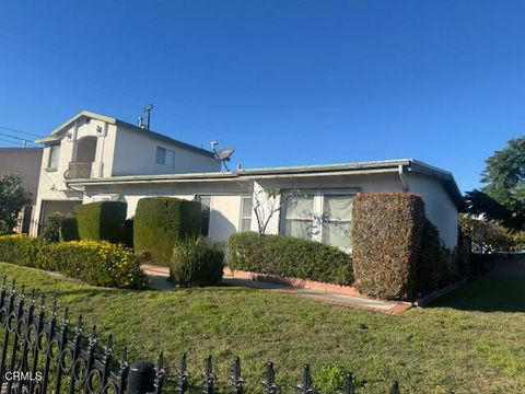 Photo of 2001 Geneva Way, Oxnard, CA 93035 (MLS # V1-33630)