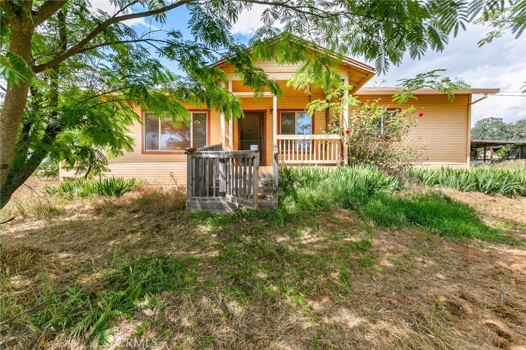 5670 Clay Trail