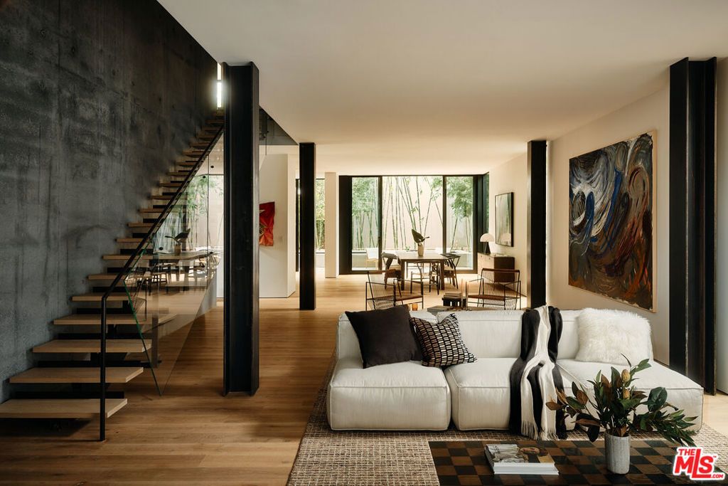 Photo of 8850 Rosewood Avenue, West Hollywood, CA 90048 (MLS # 26729381)