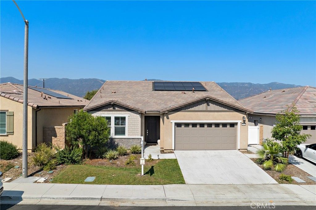 Photo of 2527 Allegheny Road, Rialto, CA 92377 (MLS # CV25215312)