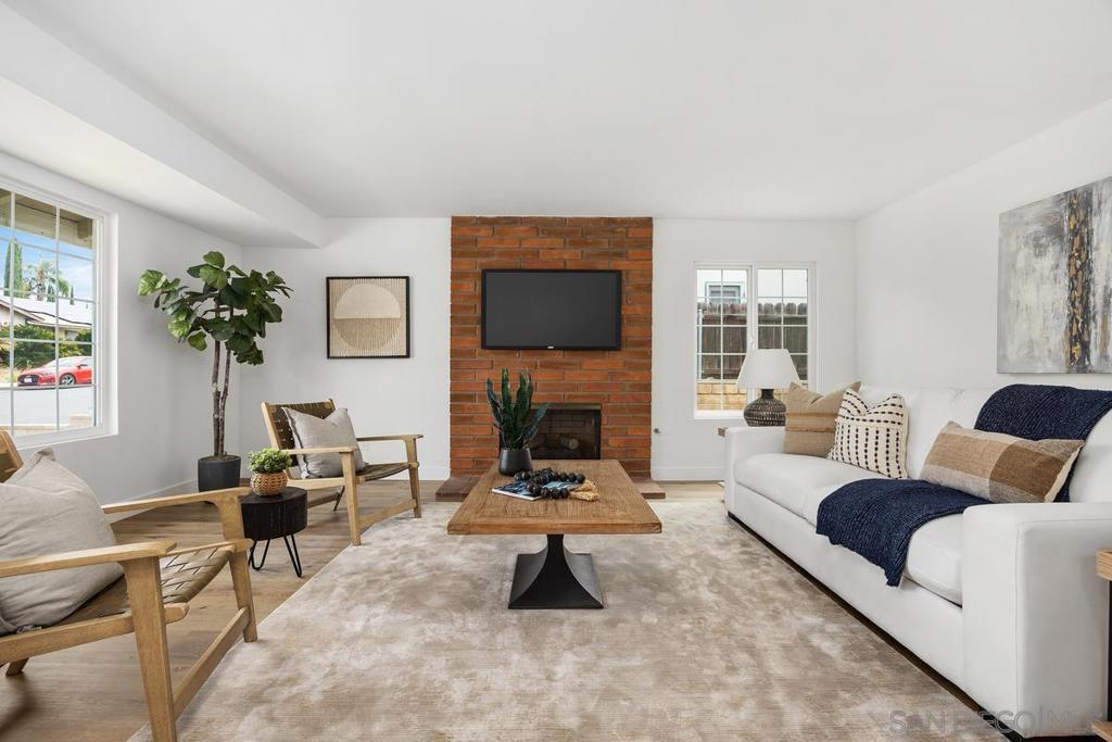 729 Kimball St