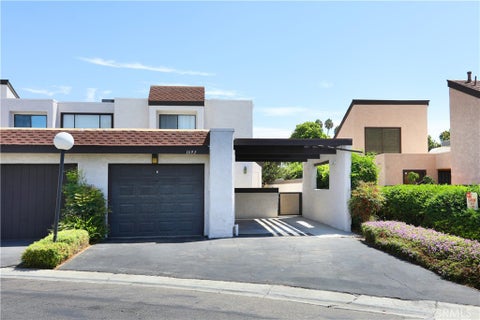 Photo of 1693 S Heritage CIR, Anaheim, CA 92804 (MLS # PW26191094)
