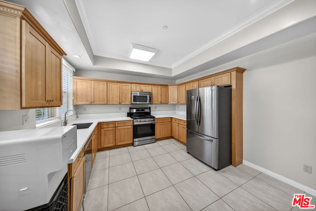 Properties 3974 Pennsylvania Avenue 103