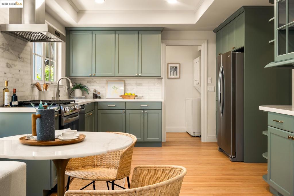 CROCKER HGHLANDS - Residential