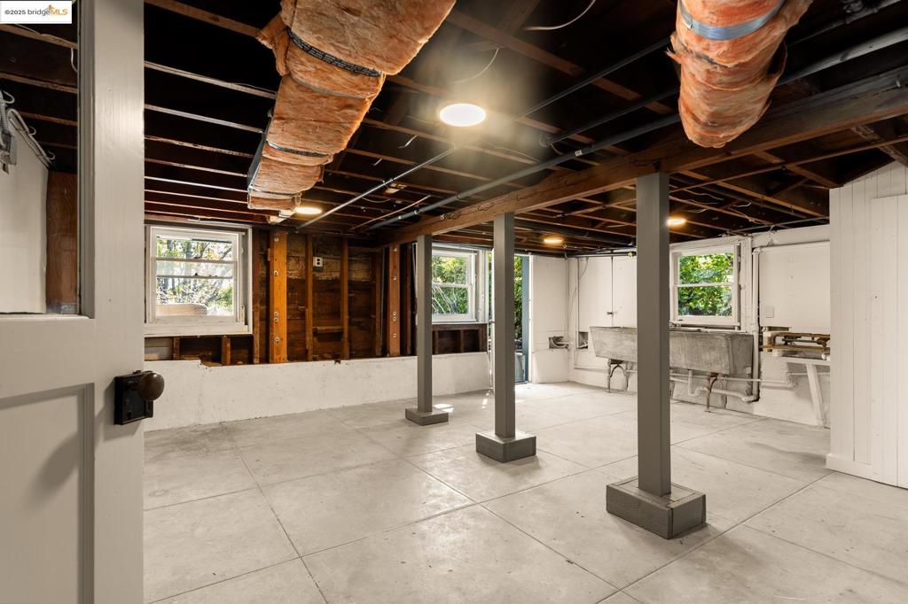 CROCKER HGHLANDS - Residential