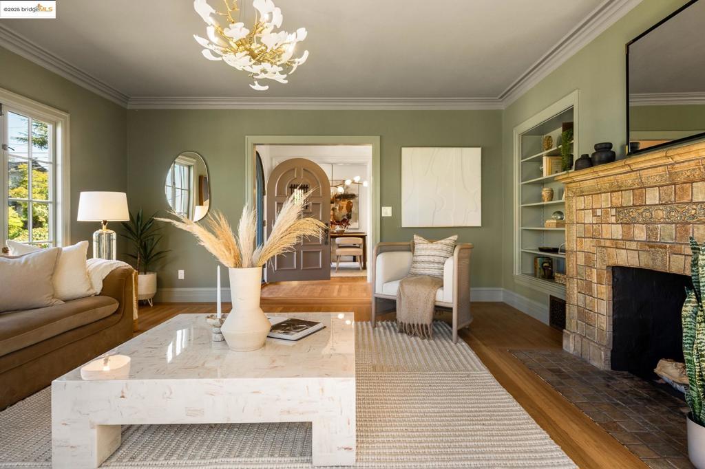 CROCKER HGHLANDS - Residential