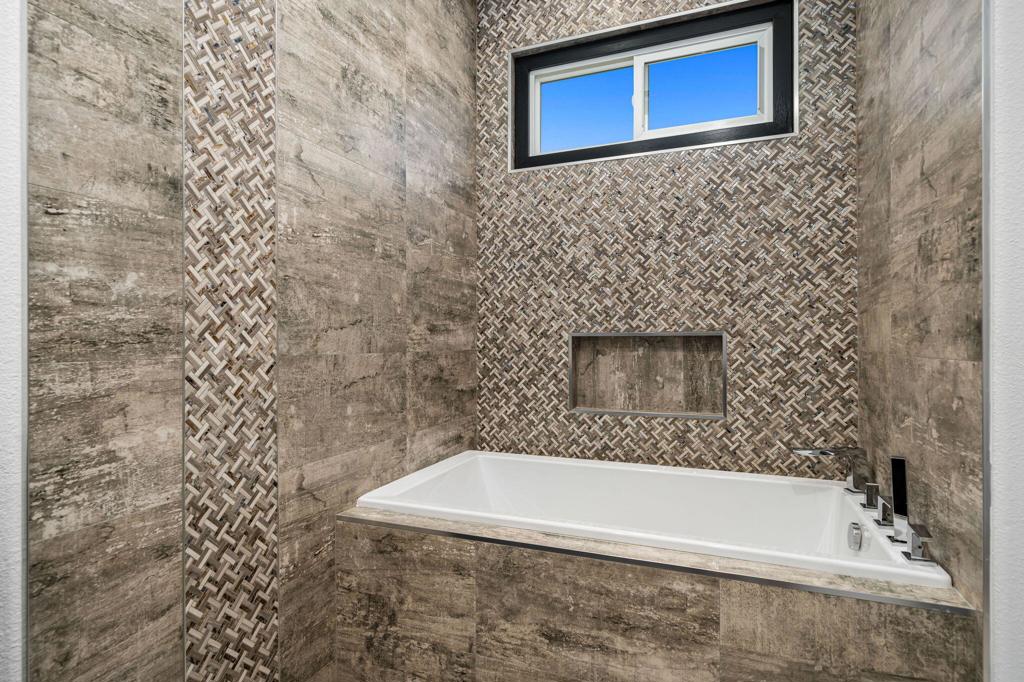 Indian Ridge - Residential