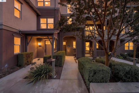 Photo of 479 Diller St ST, Alameda, CA 94501 (MLS # 41148441)