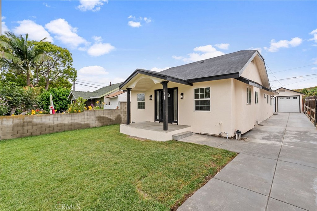 Welcome to this beautifully renovated 3 bedroom, 2 bathroom home in the heart of Inglewood! Fully renovated and move-in ready! Enjoy a brand-new kitchen with quartz countertops, custom cabinets, brass hardware, and stainless steel appliances. New flooring, recessed lighting, and central A/C throughout. The spacious primary suite features a walk-in closet and private entrance perfect for added privacy or rental potential. Bathrooms have been completely remodeled with contemporary tile and fixtures. Detached 1 car garage and a Huge backyard with room to entertain or expand. Conveniently located near SoFi Stadium, LAX, major freeways, and local dining. A perfect opportunity for buyers seeking style, comfort, and value! Dont miss this opportunity!
