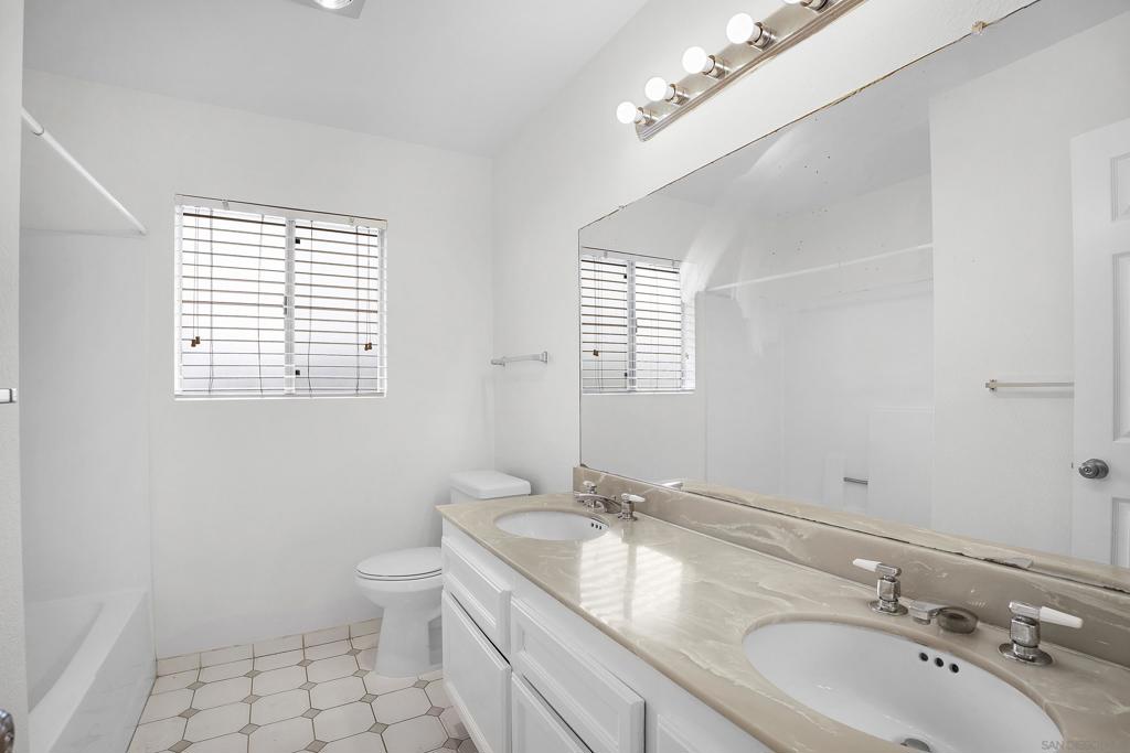 Bonita - Residential Lease