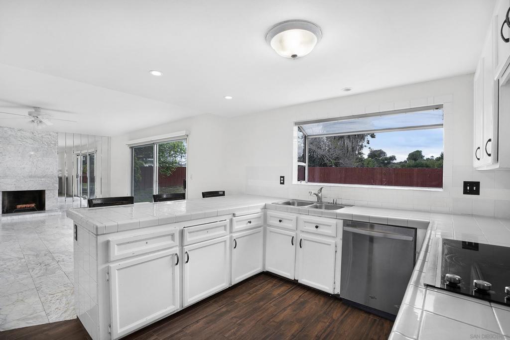 Bonita - Residential Lease