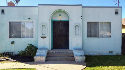 920 S Flower St, Santa Ana, CA 92703 - MLS#: DW26085581