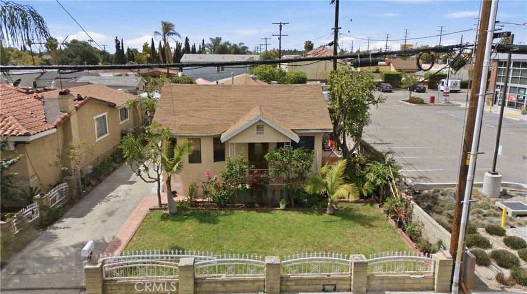 Photo of 7221 Otis Ave, Bell, CA 90201 (MLS # DW26083051)