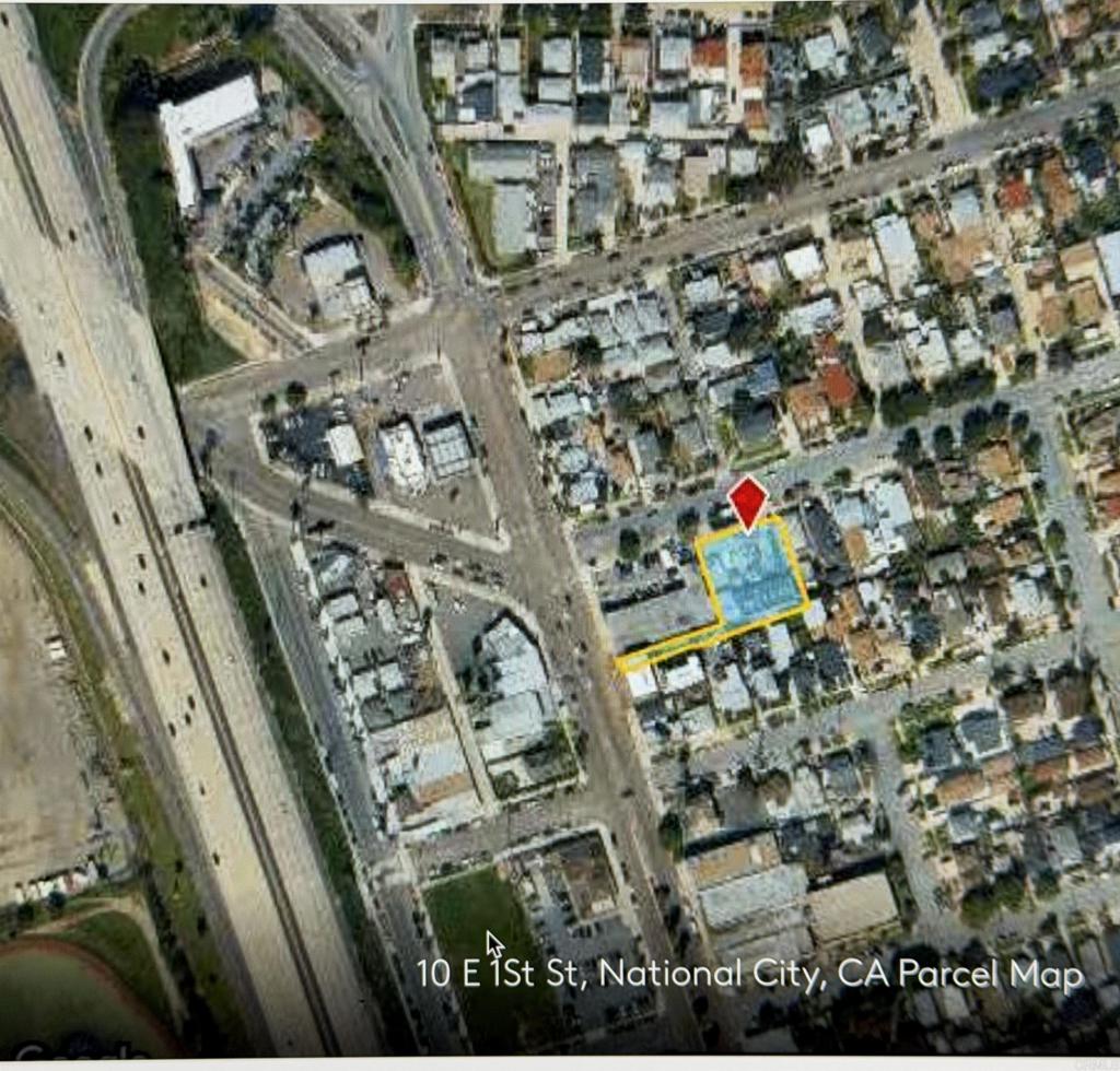10 E 1st Street E