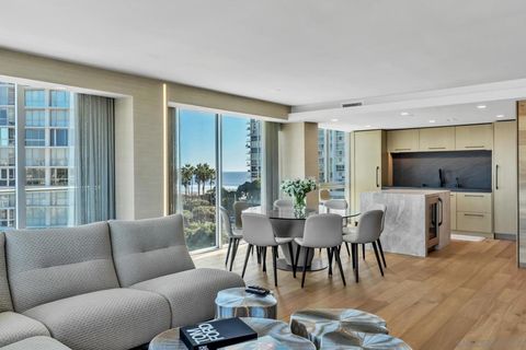 Photo of 1810 Avenida Del Mundo #403, Coronado, CA 92118 (MLS # 260002446SD)