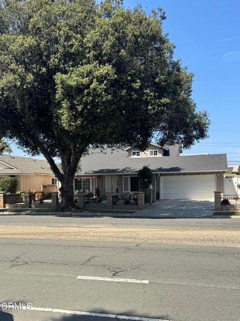 Photo of 6541 Ralston Street, Ventura, CA 93003 (MLS # V1-36399)