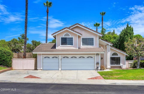 Photo of 2594 Ridgebrook Place, Thousand Oaks, CA 91362 (MLS # 226003628)