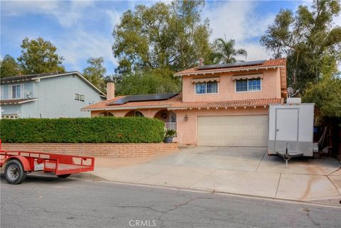 Photo of 2535 Mercedes Ave, Highland, CA 92346 (MLS # CV25270086)
